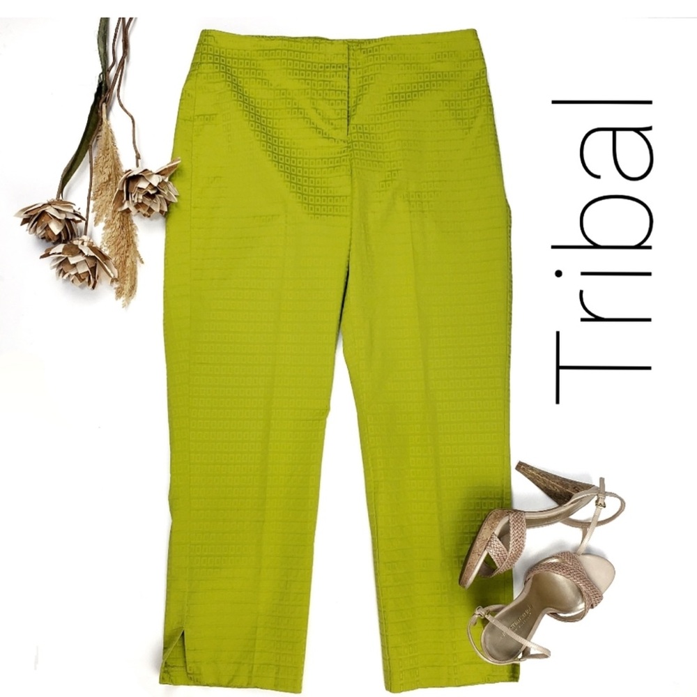 TRIBAL Lime Green Geodesic Textured Pants Size 10

Excellent preowned condition
